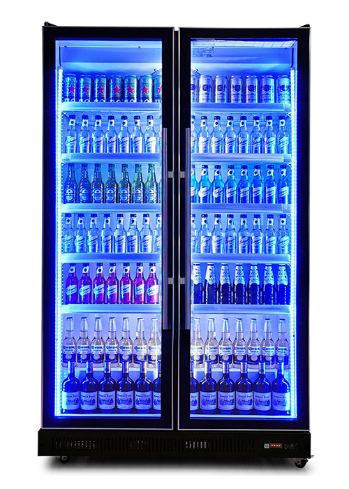 Ventilateur de refroidissement Commercial Display Chiller Portes en verre multiples Éblouissantes Noir Display Drinks réfrigérateur