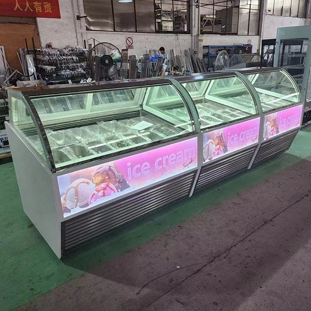 Boutique de crème glacée écran de crème glacée congélateur congélateur avec verre incurvé