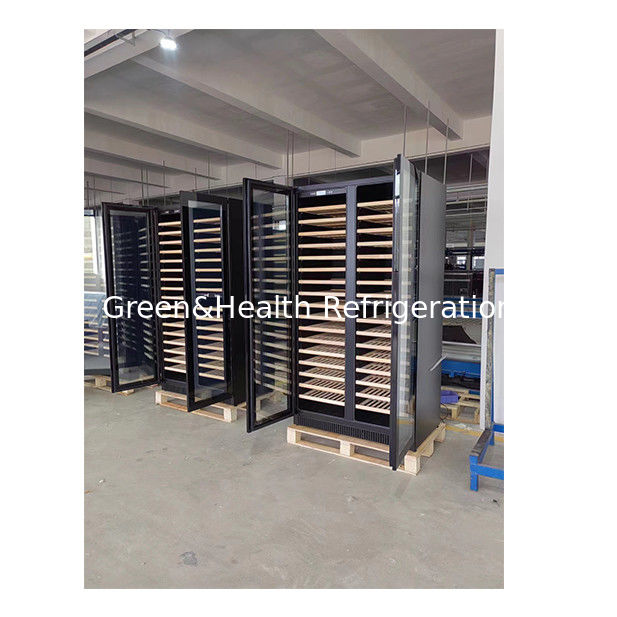 Refroidisseur de vin à double zone de température avec étagère en bois de hêtre et capacité de 316 bouteilles à usage commercial