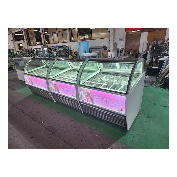 Les magasins de crème glacée utilisent des réfrigérateurs en acier inoxydable en verre
