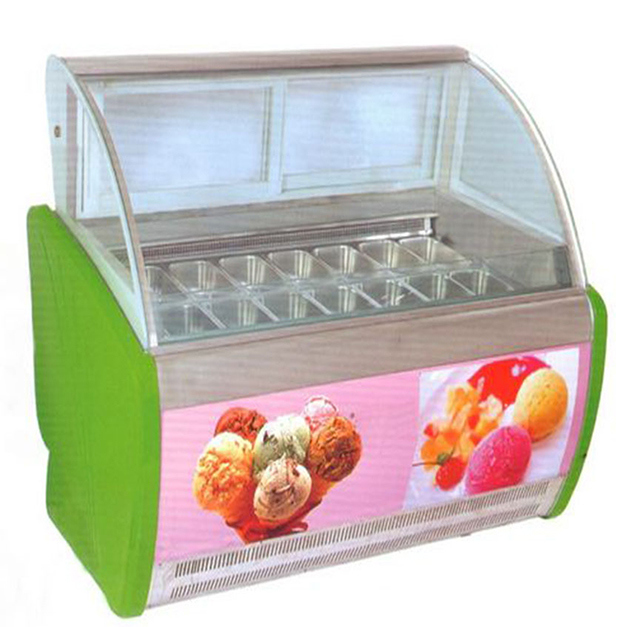 C'est un congélateur à grande capacité à 14 plateaux.